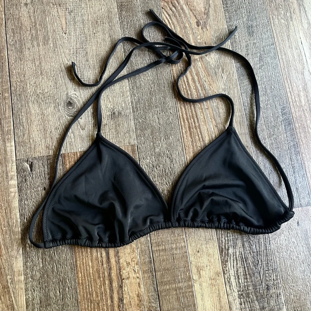 Victoria's Secret Black Triangle Bikini Top - Picture 1 of 2